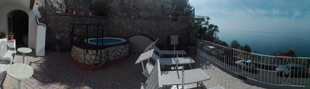 La Sorgente Del Sole Leilighet Positano Eksteriør bilde