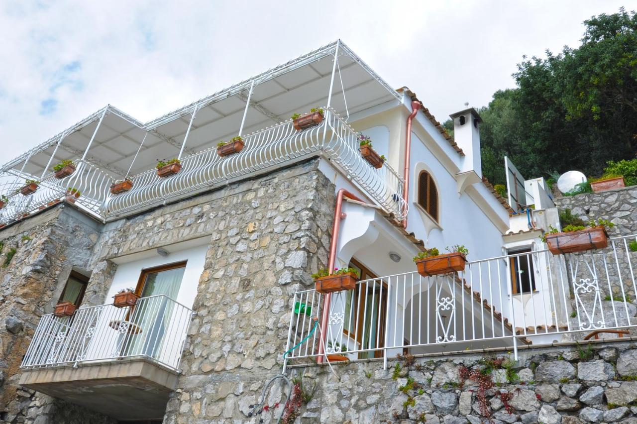La Sorgente Del Sole Leilighet Positano Eksteriør bilde